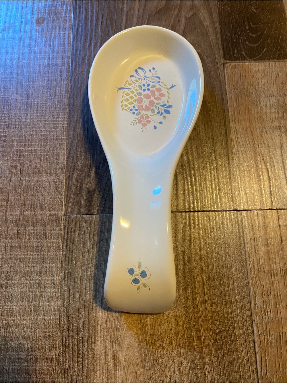 Source Unknown Cream Ceramic Spoon Rest with Pink and Blue Floral Design VINTAGE